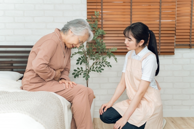 便秘の高齢者と介護職